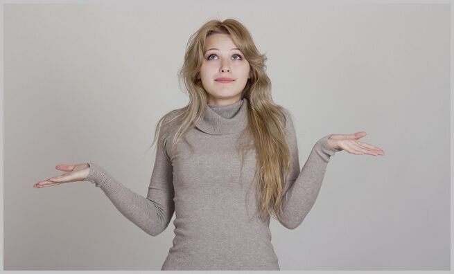the girl was thinking about methods of treating varicose veins
